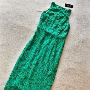 Hailey by Adrianna Papell - Lace Midi Dress